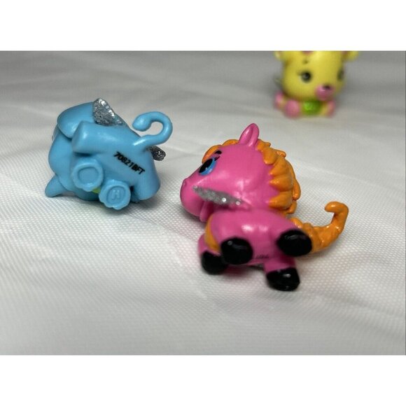 Hatchimals Mini Figures CollEGGtibles 1" Lot Of 4 Characters E1 - Picture 8 of 8